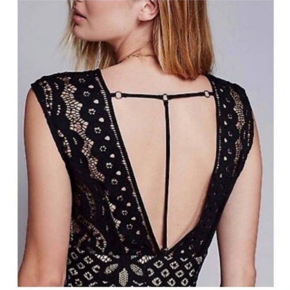 Free People One Million Lovers Black Lace Deep V Neck Mini Dress Size 2 - Picture 3 of 15